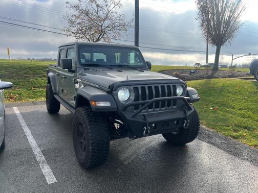 2020 Jeep Gladiator Sport S