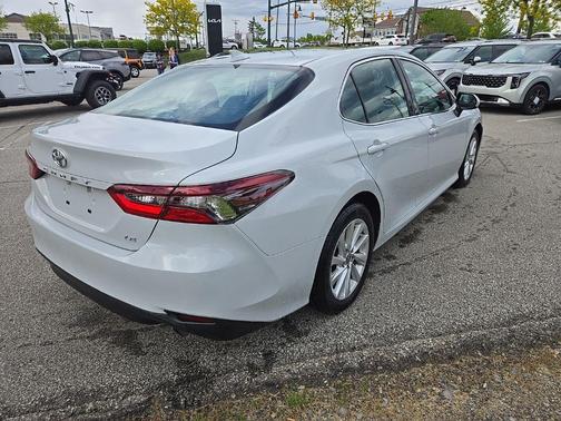 Ice Edge 2023 Toyota Camry LE