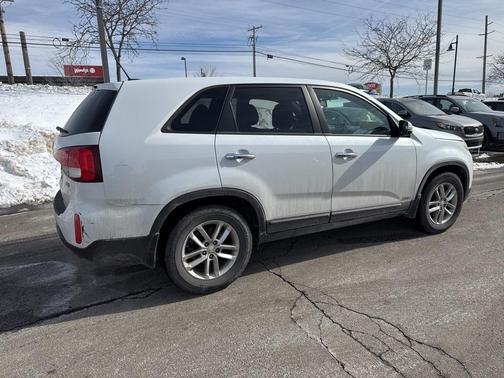 2014 Kia Sorento LX