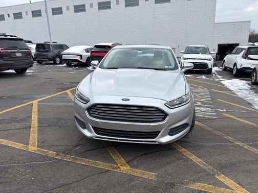 2014 Ford Fusion SE