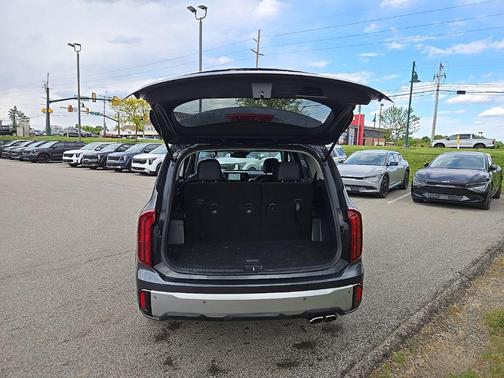 Gravity Gray 2023 Kia Telluride S
