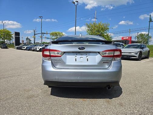 Ice Silver Metallic 2017 Subaru Impreza 2.0i Sport
