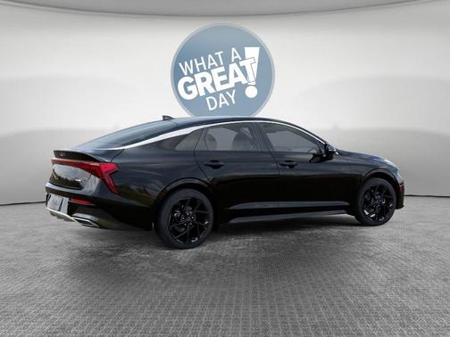 Aurora Black Pearl 2026 Kia K5 GT-Line AWD