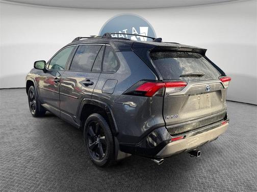 2020 Toyota RAV4 Hybrid SE