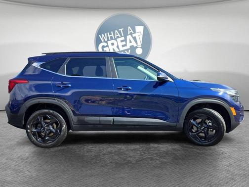 Dark Ocean Blue 2026 Kia Seltos EX