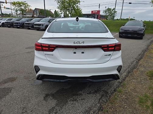 Snow White Pearl 2024 Kia Forte GT-Line