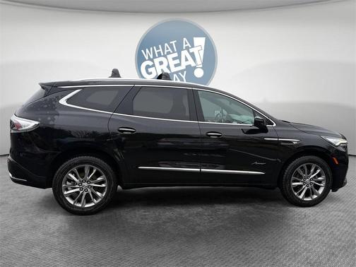 2023 Buick Enclave Avenir AWD