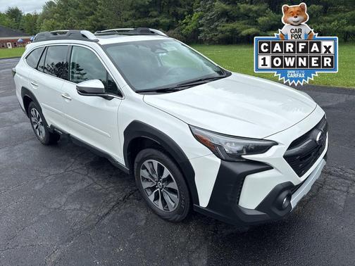 Crystal White Pearl 2024 Subaru Outback Touring