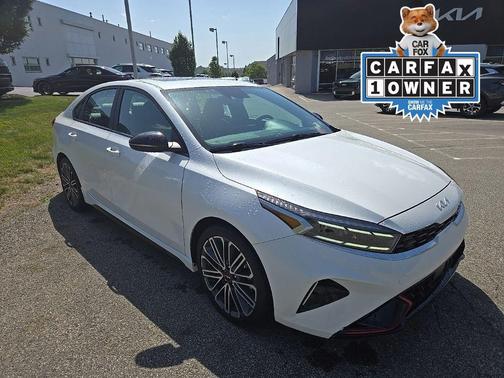 Snow White Pearl 2023 Kia Forte GT