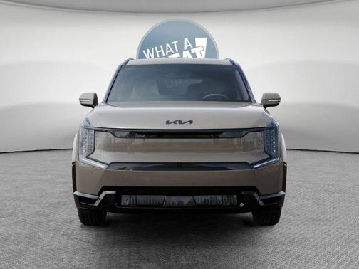 Road Rider Brown 2026 Kia EV9 Land