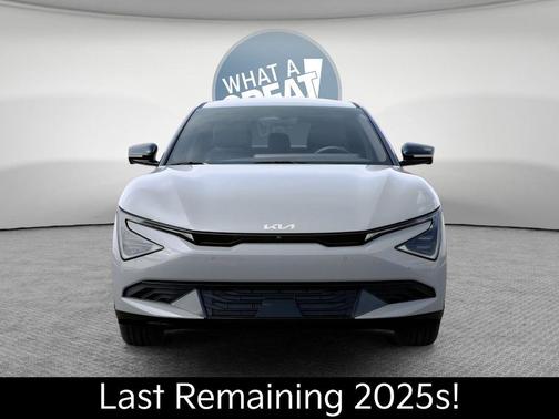 Wolf Gray 2025 Kia EV6 Wind