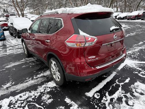 2015 Nissan Rogue SV