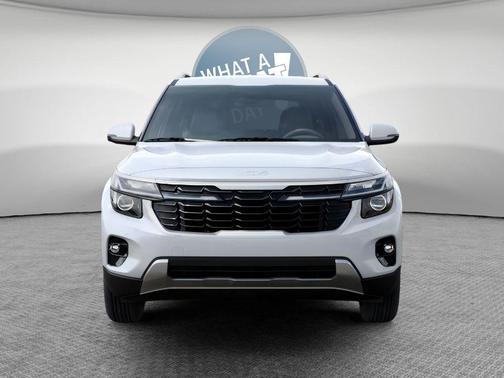 Snow White Pearl 2026 Kia Seltos S