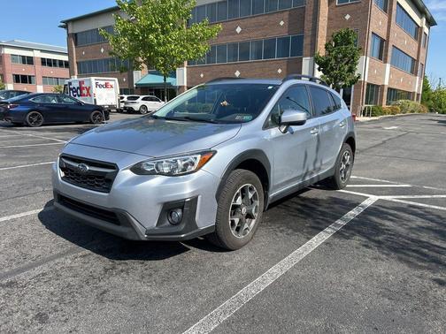 Ice Silver Metallic 2018 Subaru Crosstrek 2.0i Premium