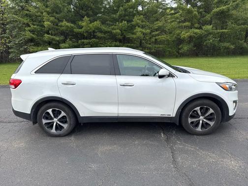 Snow White Pearl 2018 Kia Sorento EX