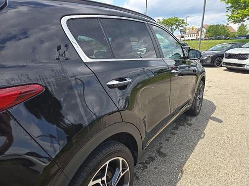 Black Cherry 2021 Kia Sportage SX Turbo