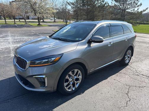 Titanium Silver 2019 Kia Sorento SX
