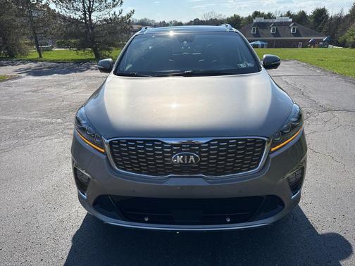 Titanium Silver 2019 Kia Sorento SX