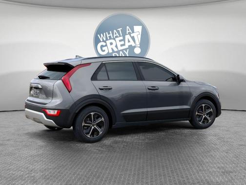 Steel Gray 2026 Kia Niro LX