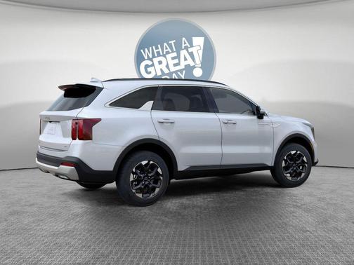Glacial White Pearl 2026 Kia Sorento S