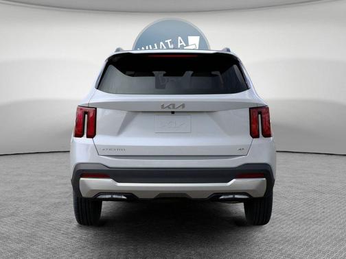 Glacial White Pearl 2026 Kia Sorento S