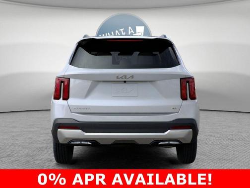 Glacial White Pearl 2026 Kia Sorento S