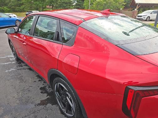 Currant Red 2025 Kia K4 EX