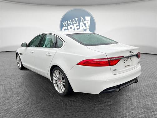 2017 Jaguar XF 35t Prestige