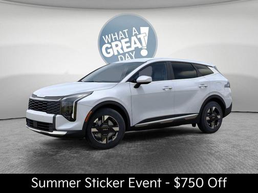 Glacial White Pearl 2026 Kia Sportage LX