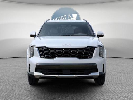 Glacial White Pearl 2026 Kia Sorento S