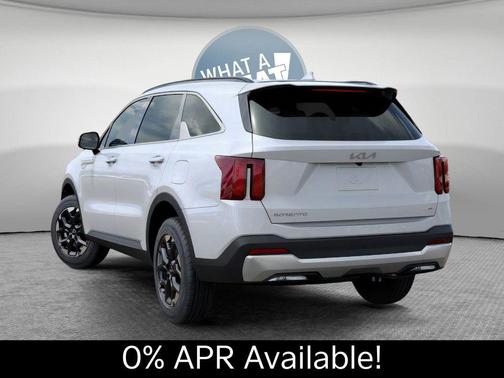 Glacial White Pearl 2026 Kia Sorento S