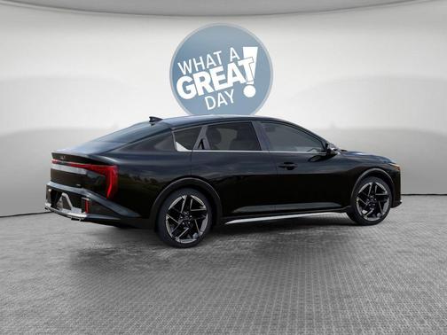 Aurora Black 2026 Kia K4 GT-Line