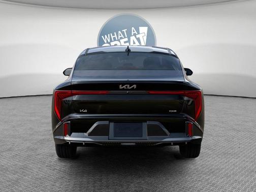 Aurora Black 2026 Kia K4 GT-Line