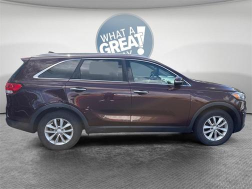 2018 Kia Sorento LX