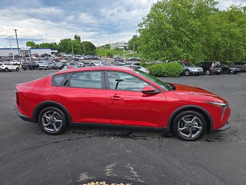 Currant Red 2025 Kia K4 LXS