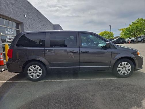 Granite Crystal Metallic Clearcoat 2016 Dodge Grand Caravan AVP/SE