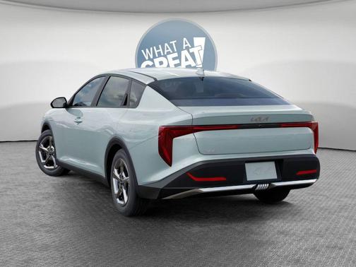 Morning Haze 2026 Kia K4 LXS