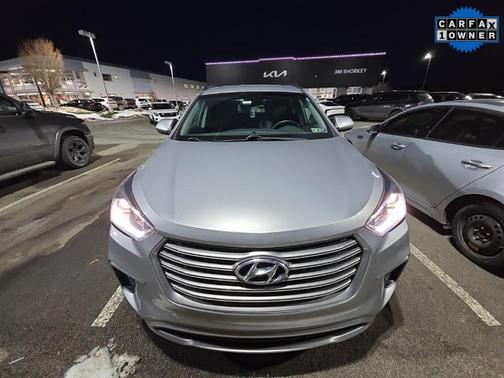 2017 Hyundai SANTA FE SE