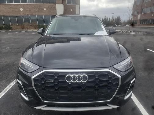2022 Audi Q5 45 S line Premium