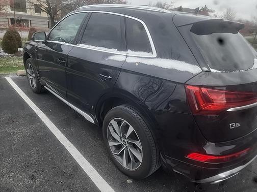 2022 Audi Q5 45 S line Premium