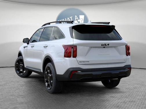 White 2026 Kia Sorento EX