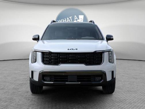 White 2026 Kia Sorento EX