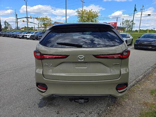 Zircon Sand Metallic 2025 Mazda CX-70 3.3 Turbo S Premium