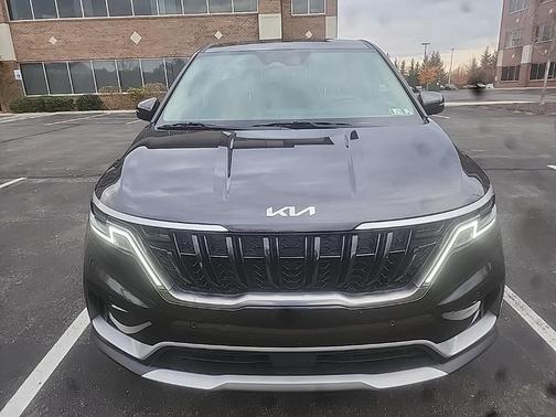 2024 Kia Carnival EX