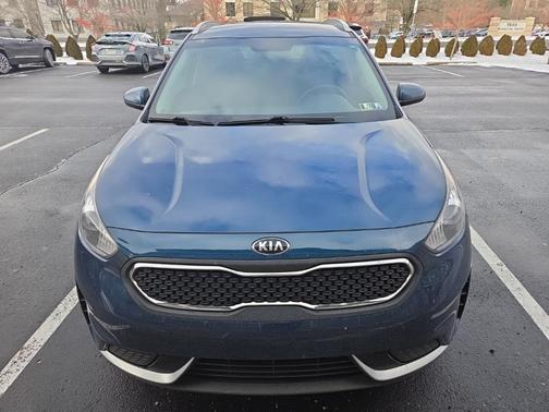 2017 Kia Niro LX