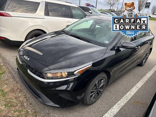 Aurora Black 2023 Kia Forte LXS