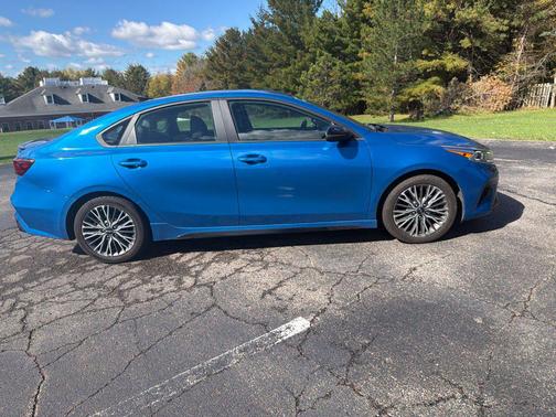 Sporty Blue 2023 Kia Forte GT-Line