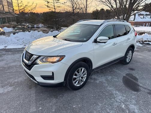 2017 Nissan Rogue SV