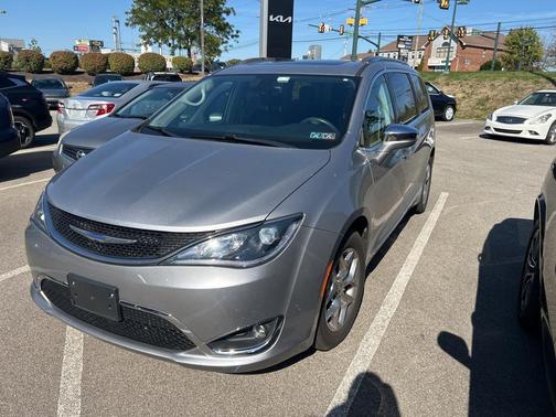 2018 Chrysler Pacifica Limited
