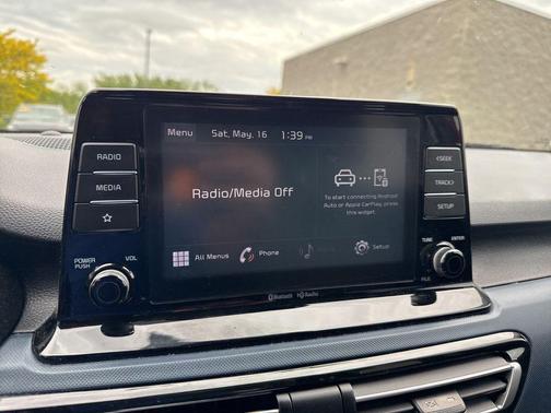 Mars Orange 2023 Kia Seltos S